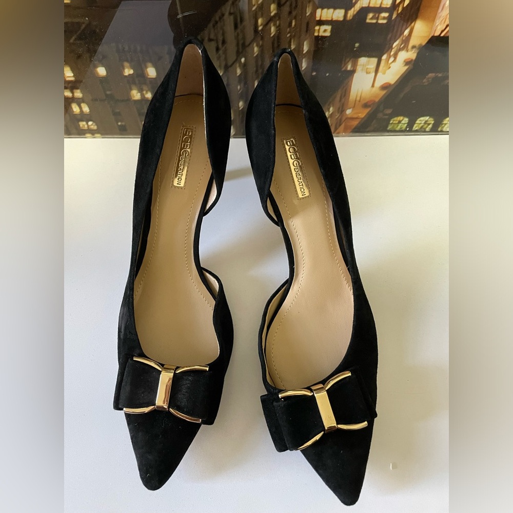 BCBGeneration Chester Gold Trimmed Bow Black Suede Pumps